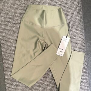 Alo High-Waist airlift Leggings
